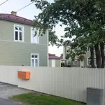 Apartment Kalamehe Modern 1 Near Center Parnu