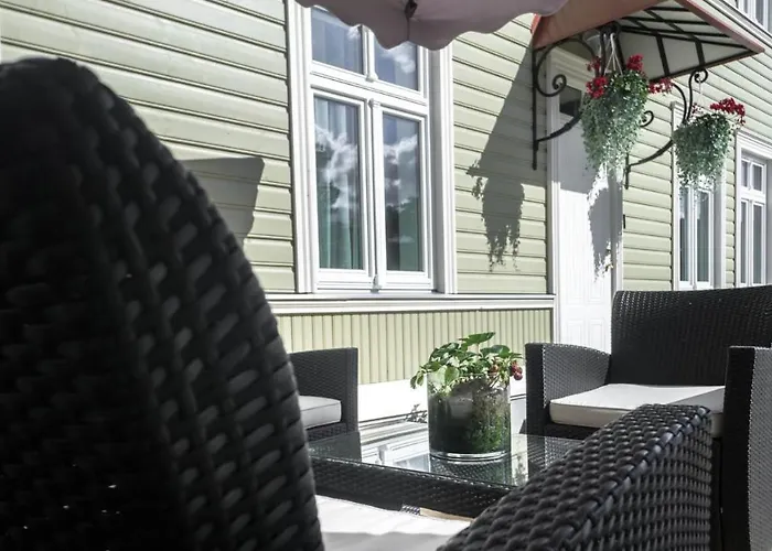 Kalamehe Modern 1 Near Center Апартаменты Пярну